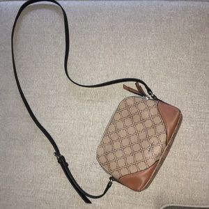 NINE WEST - Handbag w/ Adjustable Shoulder Strap (LIKE NEW)